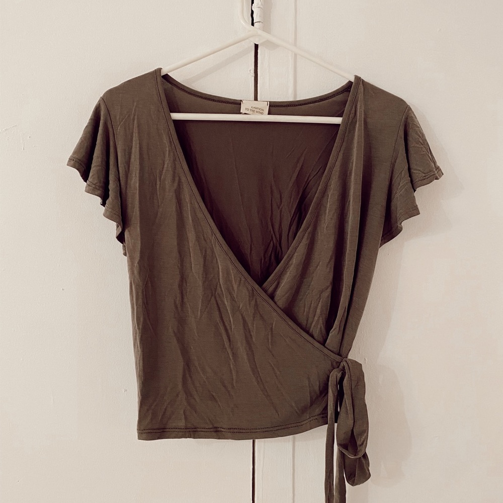 Wrap top in Grayish Green